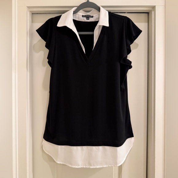 Adrianna Papell Tops - Adrianna Papell Black and White V-Neck Blouse